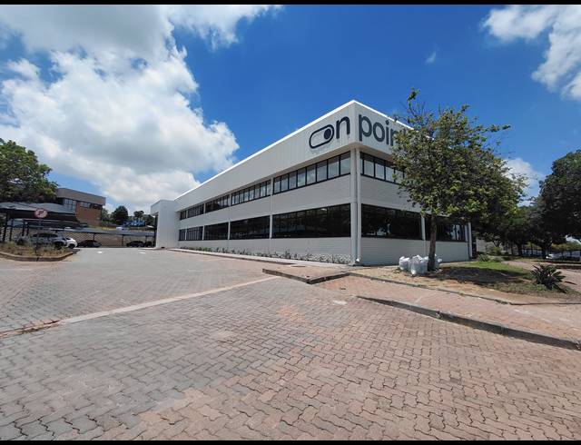 78M² OFFICE TO LET IN HALFWAY HOUSE